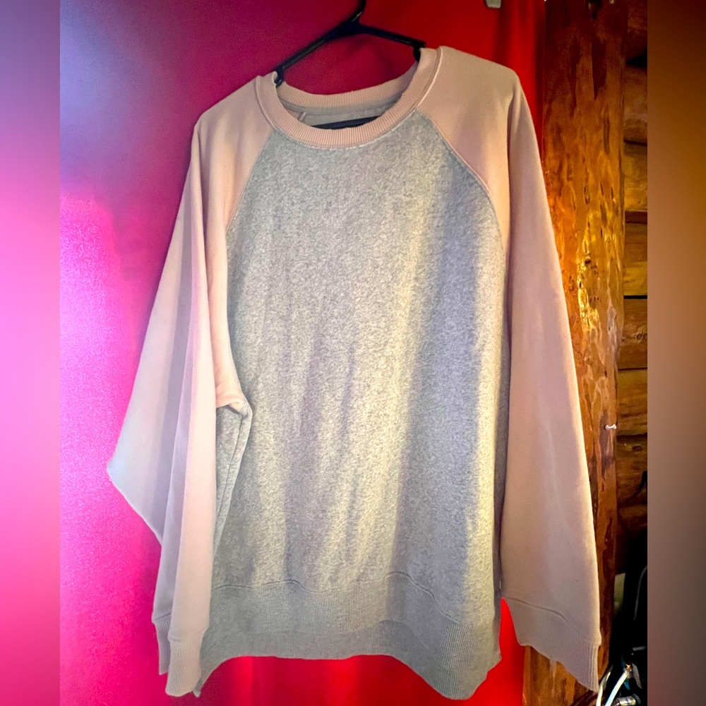 Pre-owned women’s AEO super soft crew neck